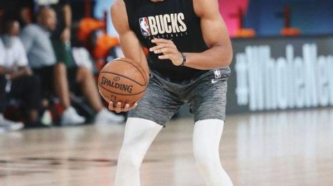 NBA球员特制球鞋大揭秘：从脚模扫描到签名战靴，每一双都是量身定制的艺术品
