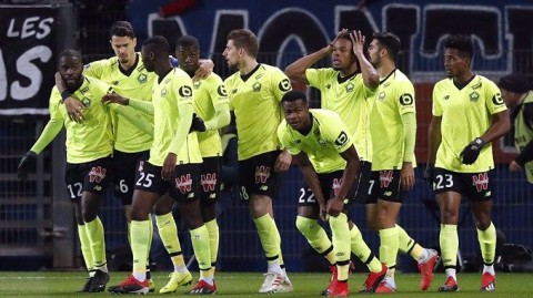 法甲欧冠卡位战！里昂VS里尔，残阵谁能抢下生死三分？