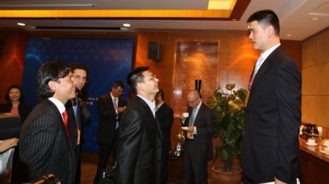 博鳌十年再回看,姚明当年一席话如今听来仍然扎心