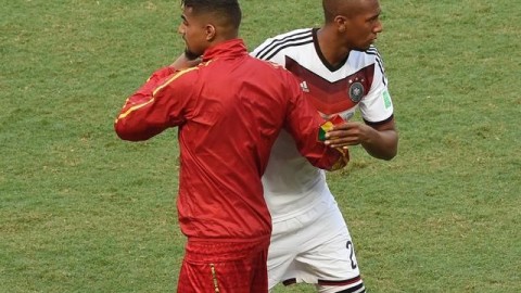 德泽尔比首秀开门黑：热刺14轮不胜跌入降级区