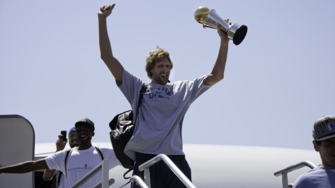 英雄归来十五年：回望2011年达拉斯小牛的史诗夺冠与诺维茨基的永恒传奇