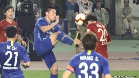 江苏足球31号球衣的传承与告别：从埃雷尔森到刘伟，蓝色战袍背后的冠军记忆