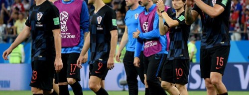 🇭🇷炼狱百日：巴西补时连捅三刀暴击克罗地亚，40岁魔笛落寞凝视全场