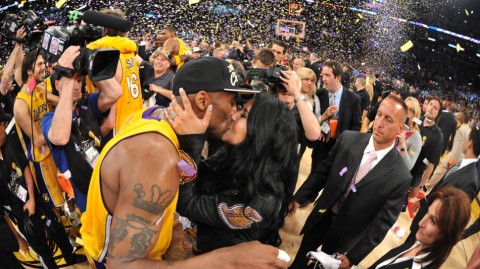 从球场巨星到天堂的黑曼巴，他用一生诠释了什么是热爱