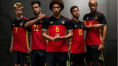 巴拿马VS爱尔兰：残阵对决+防线隐患，谁能终结颓势？