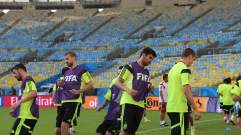 智利VS秘鲁！南美双雄末路相逢，谁能守住最后体面？——世预赛荣誉之战前瞻