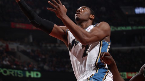 状元对决玫瑰绽放 阿联首发闪耀风城——回看一一年三月奇才公牛经典战